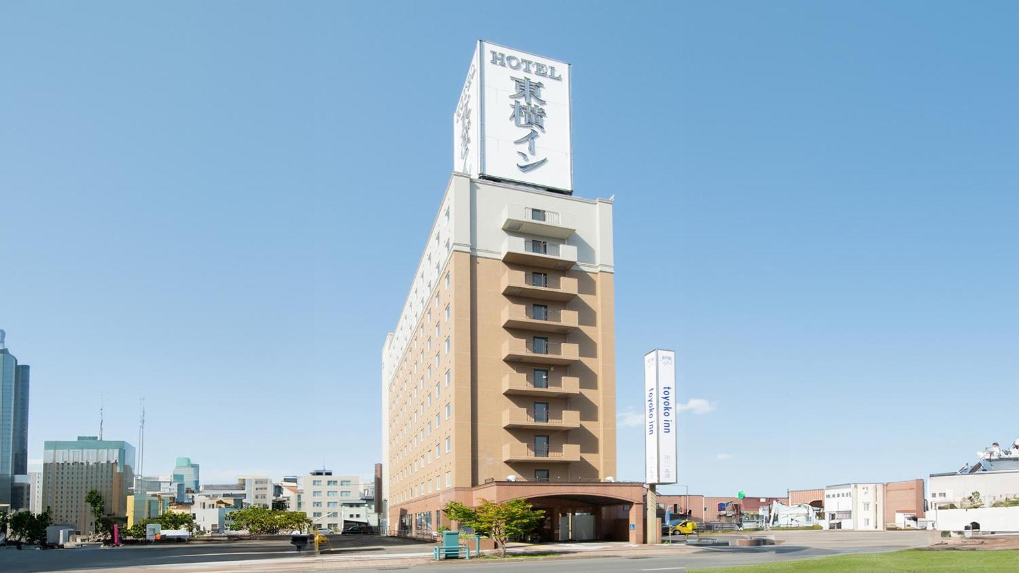 Toyoko Inn Hokkaido Asahikawa Ekimae Ichijo Dori Eksteriør bilde