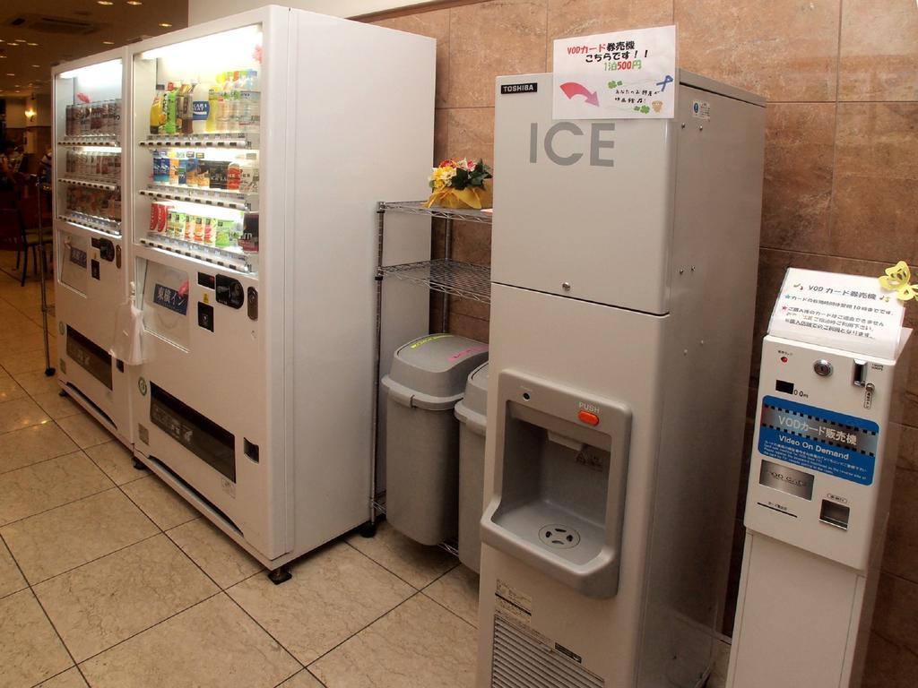 Toyoko Inn Hokkaido Asahikawa Ekimae Ichijo Dori Eksteriør bilde